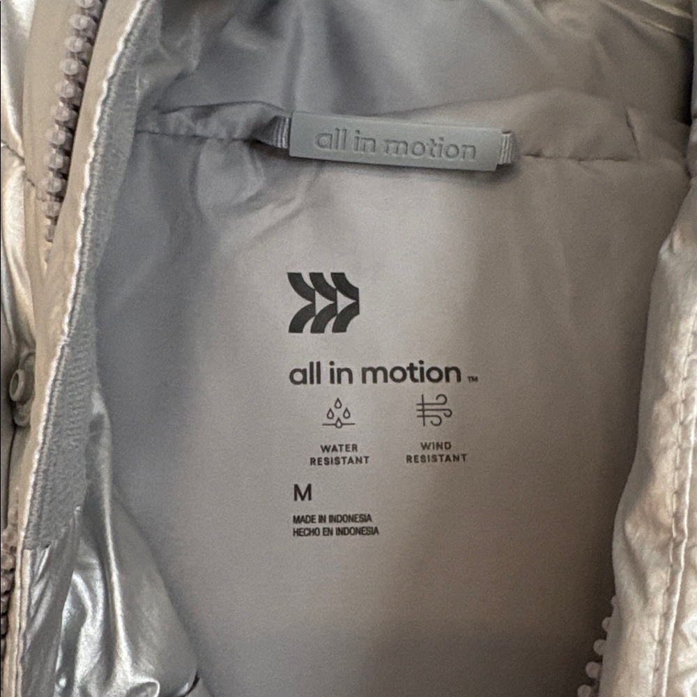 All In Motion Crop Puffer - Picture 2 of 8